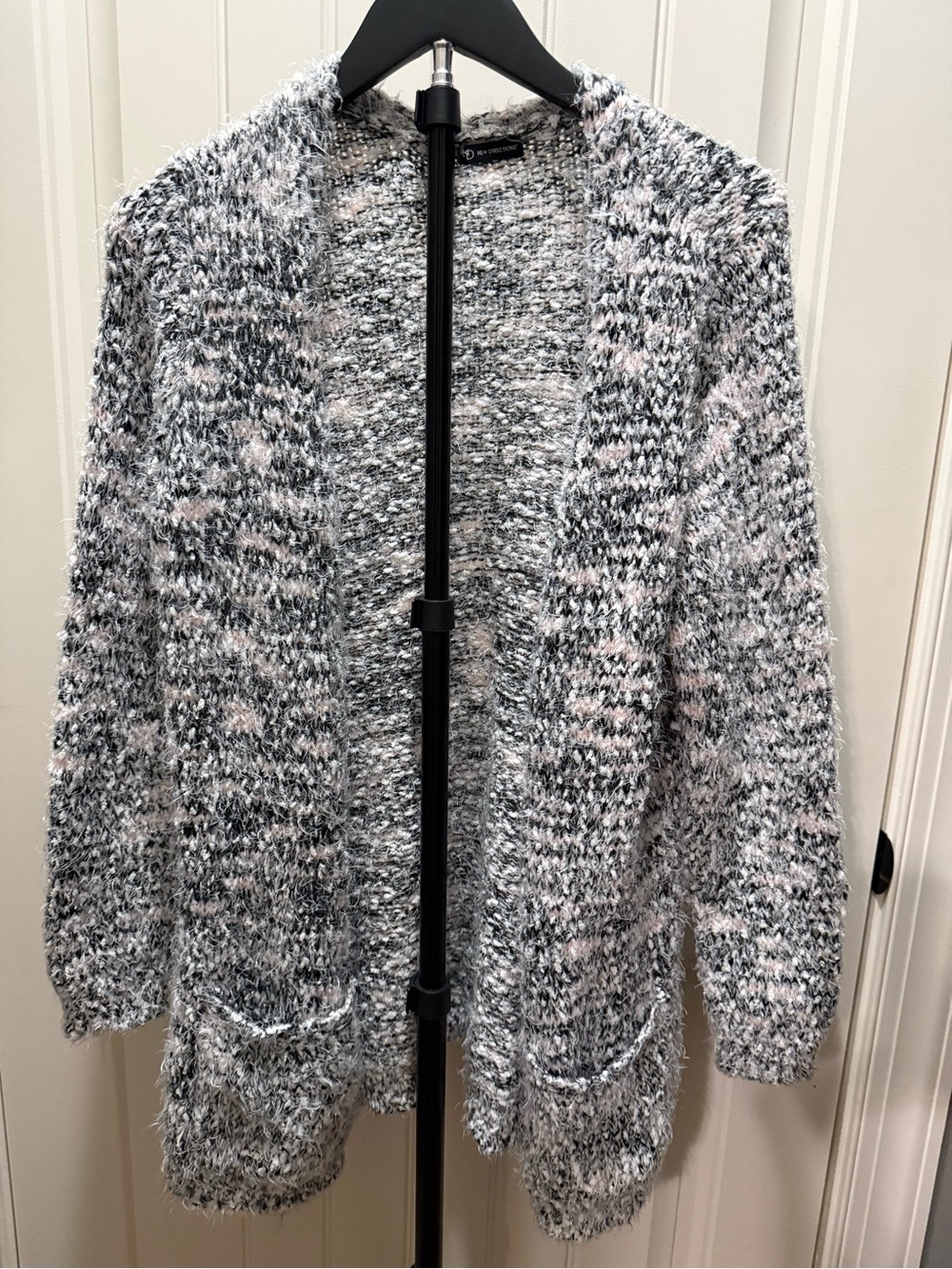 new directions Marled Open-Front Cardigan in Black, White & Gray